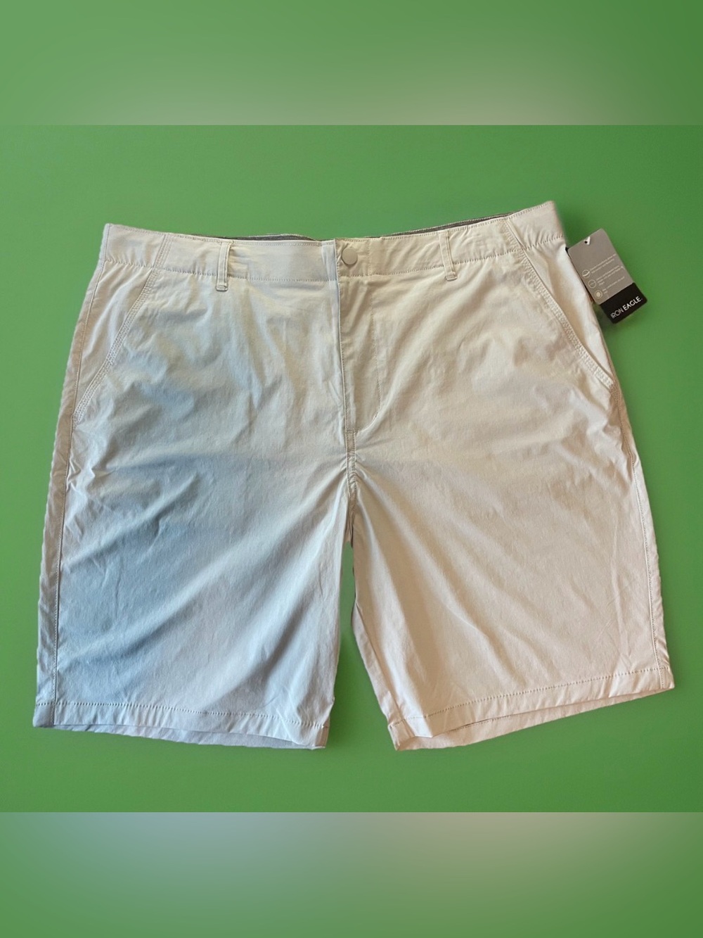 Iron Eagle Men's Performance Golf Shorts Size 40 Harbor Mist NWT Stretch Wicking